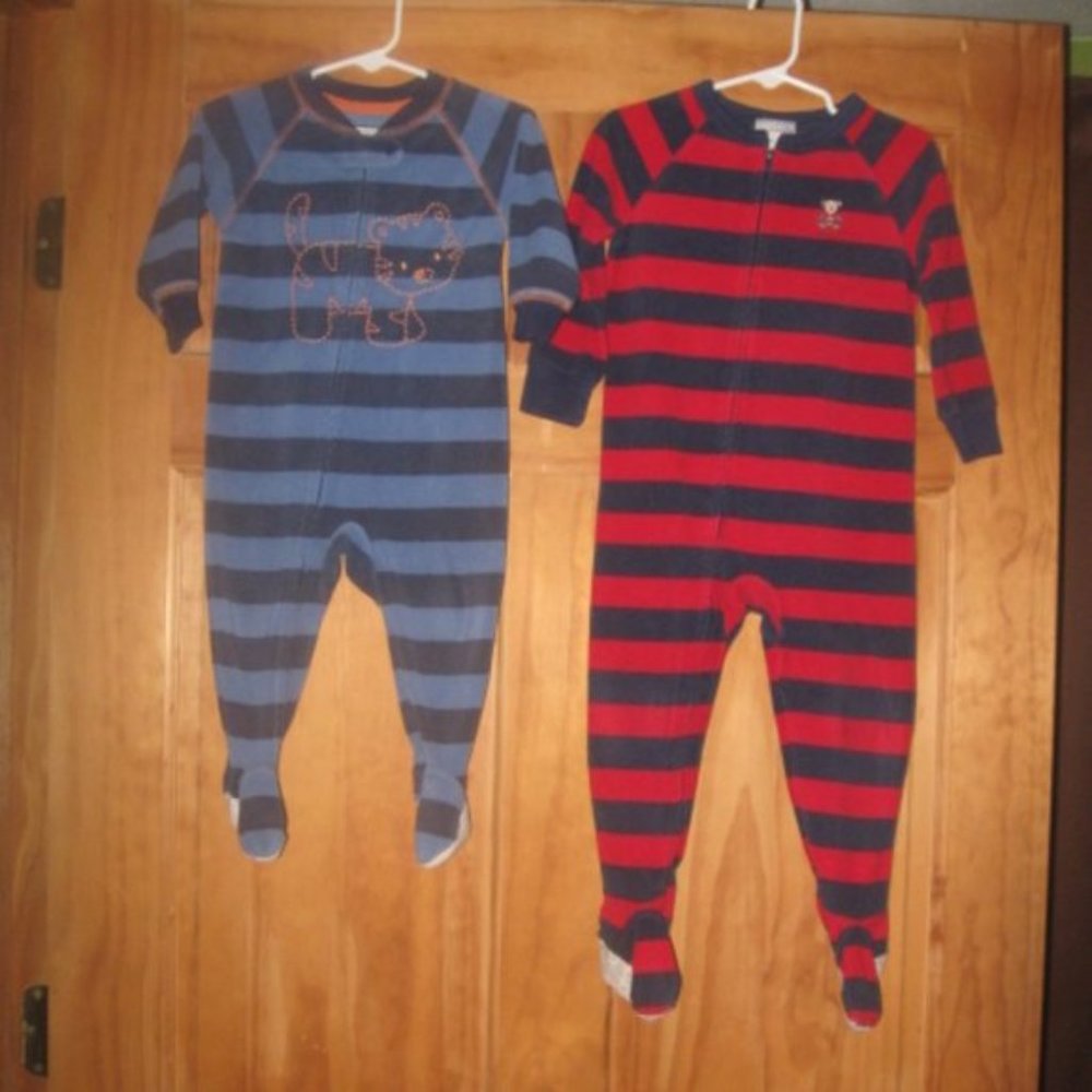 5/$30 Boys Carter's Fleece Footed Pajama Bundle